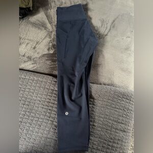 Lululemon Wunder train size 10, 23” with pockets
